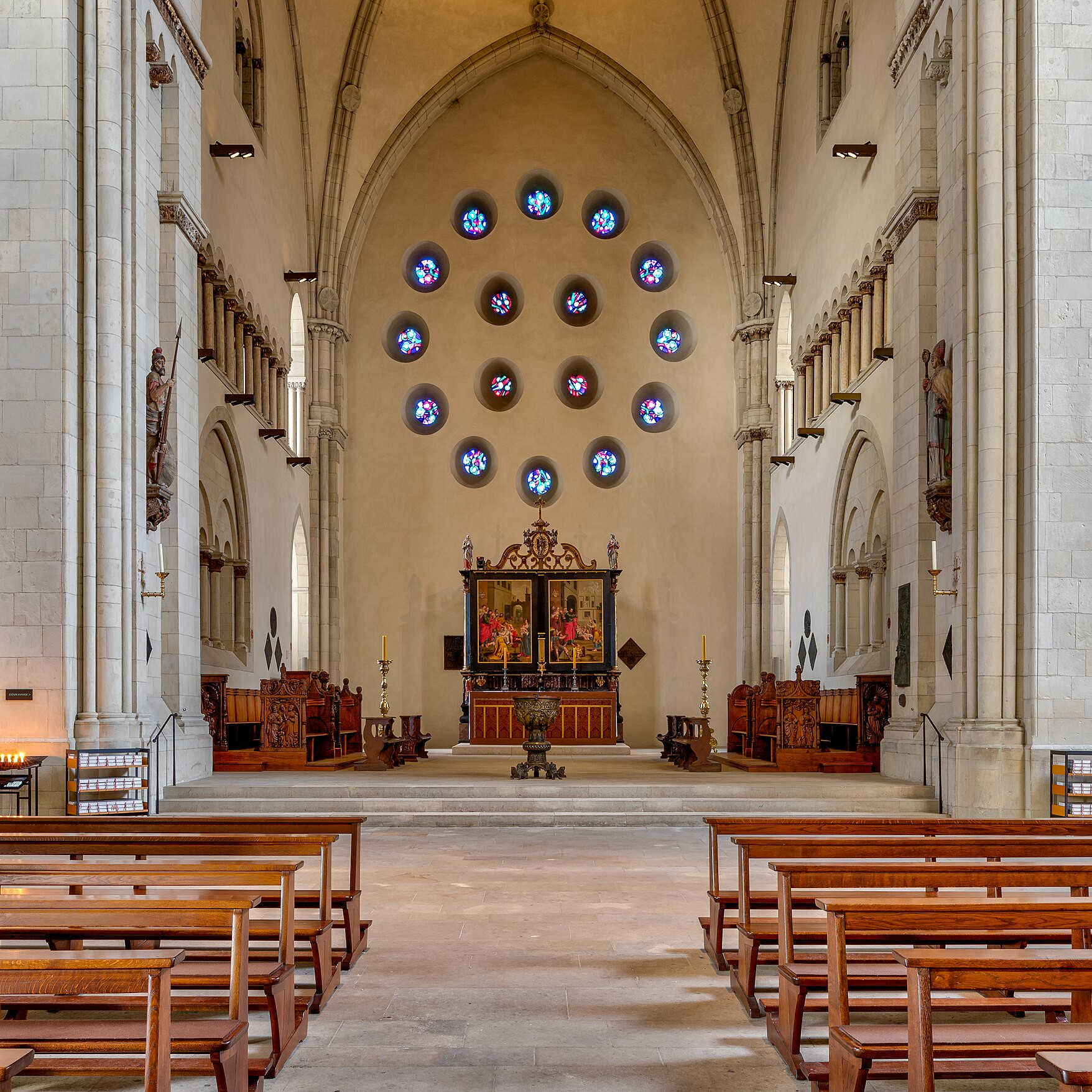 1920px-Münster,_St.-Paulus-Dom,_Alter_Chor_--_2019_--_3789-93.jpeg